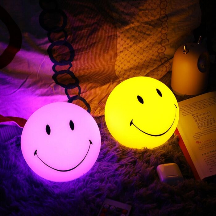 Creative Smiling Face Lamp Children With Sleeping Night Light Bedroom Bedside Decoration Timing Remote Control Feeding 3