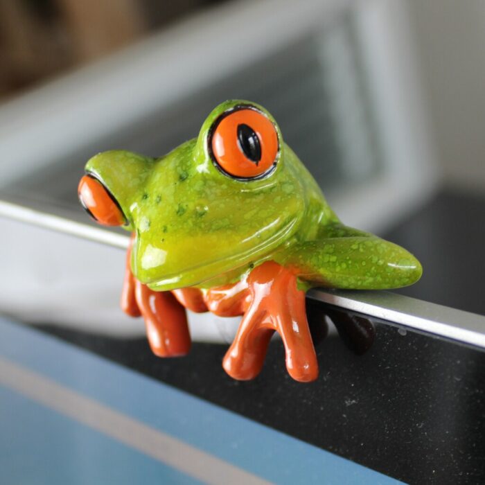 Modern Unique 3d Frog Animal Figurines Decor Kid Gifts Office Ornament 3